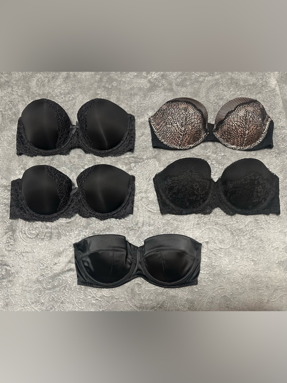 LOT OF 5 Victoria’s Secret Black and Lace Strapless Bras 32C Excellent!